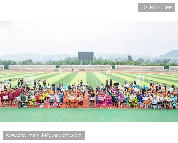 青年足球联赛决赛吸引多家职业俱乐部球探到场，足球青年队是什么意思